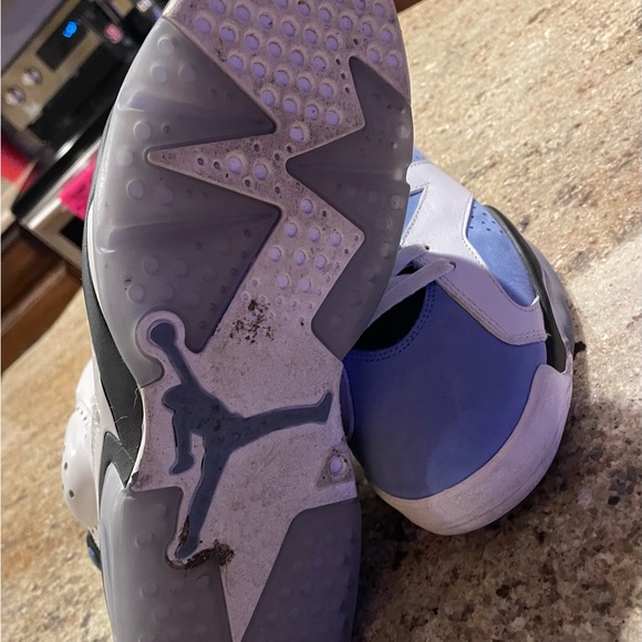 Nike Air Jordan - Picture 2 of 4